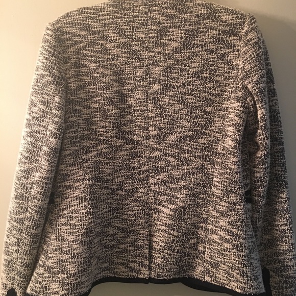 Anthropologie: Knit black & ivory blazer - Picture 2 of 3